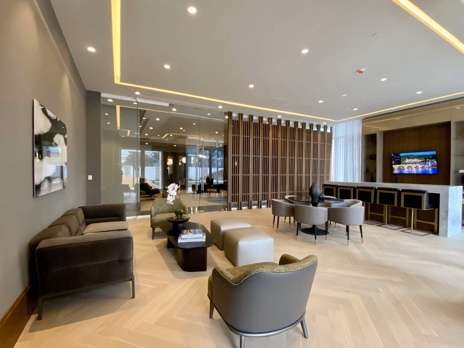 El Árbol lounge